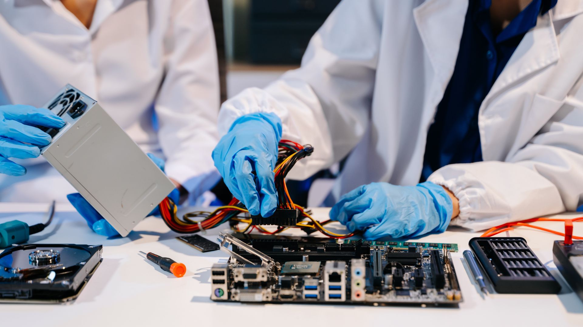 זיווד אלקטרוני